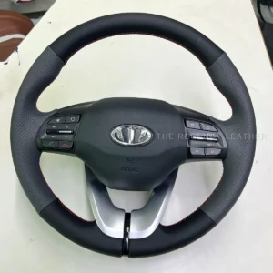 2018 Hyundai i30 Nappa and perforated leather steering wheel wrap