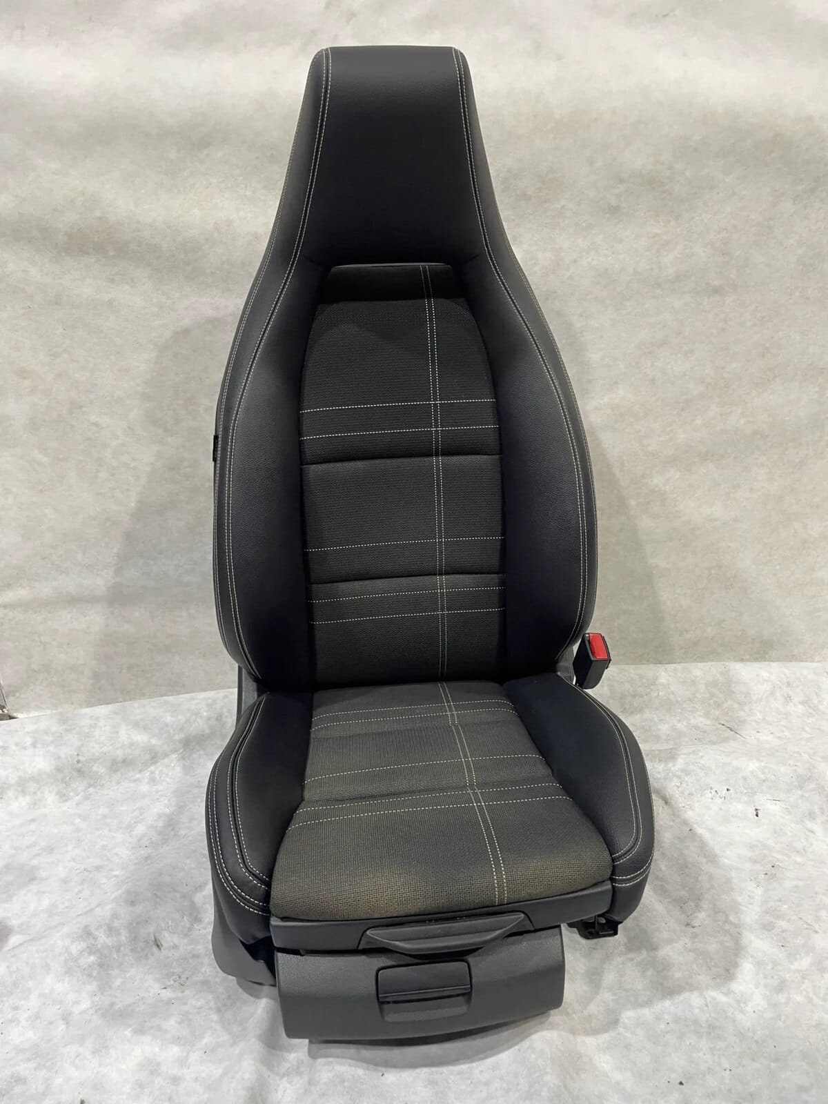 Mercedes-Benz seat after localised outer bolster leather panel replacement